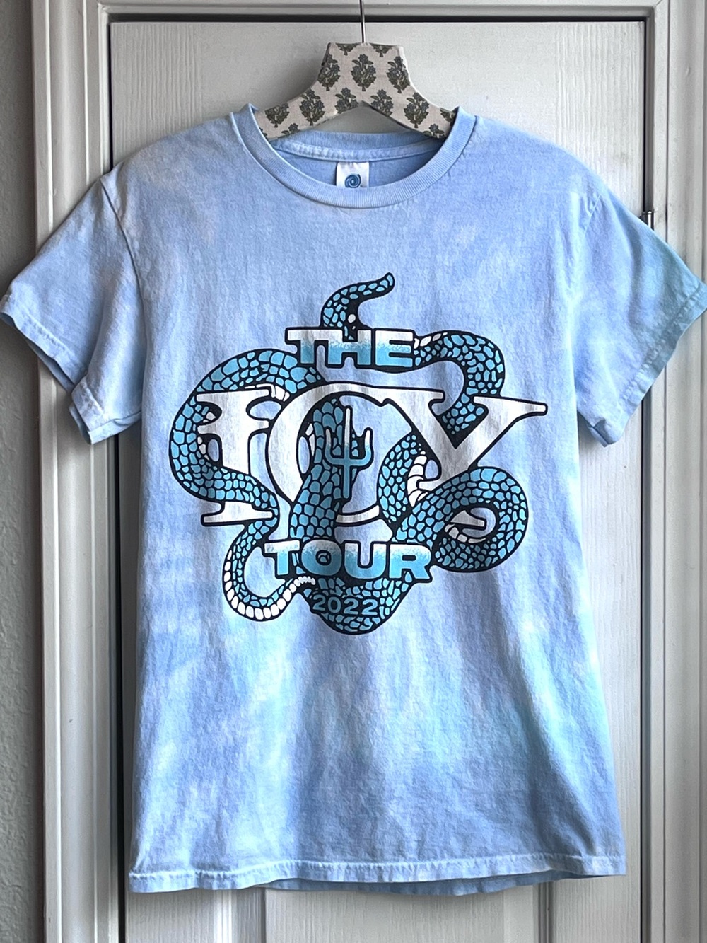 TWENTY ONE PILOTS The Icy Tour 2022 Concert T-Shirt Light Blue Tie Dye Women’s S